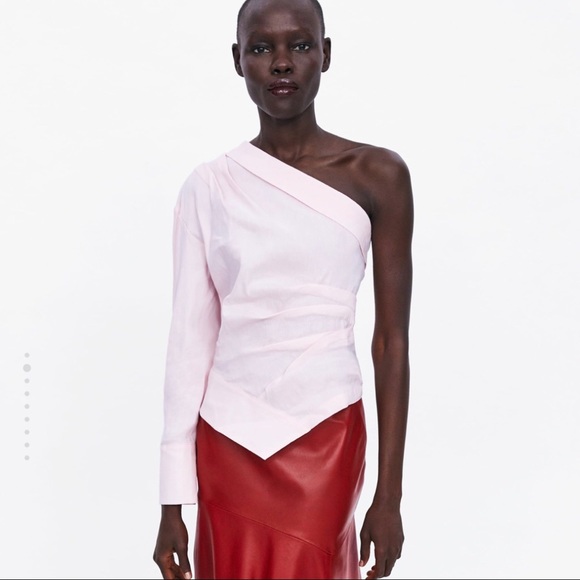 NWOT Zara Asymmetrical Blush Pink Top XS - Picture 2 of 2